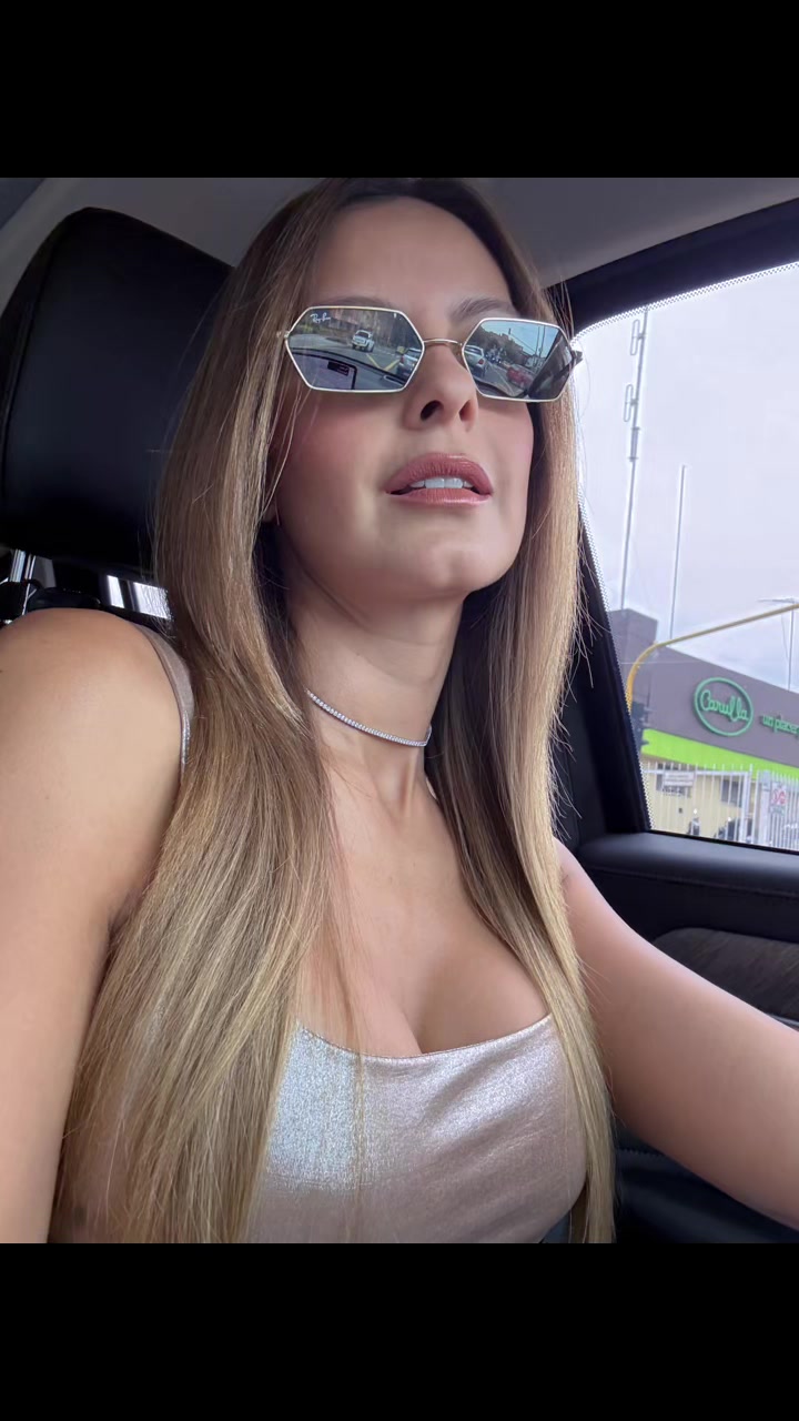 @Laura Acuña