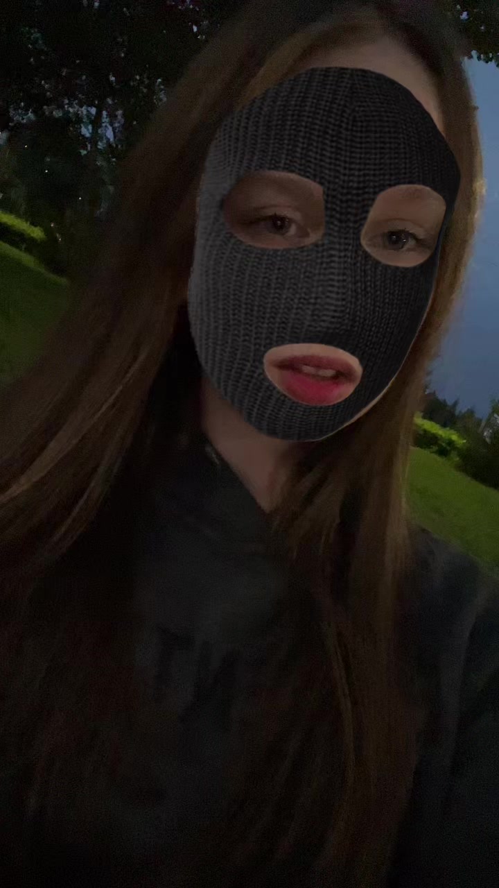 @KARINA:)