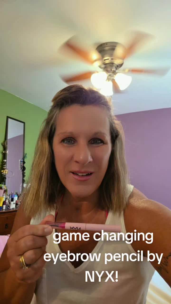 @FoxyRoxyLovesYou