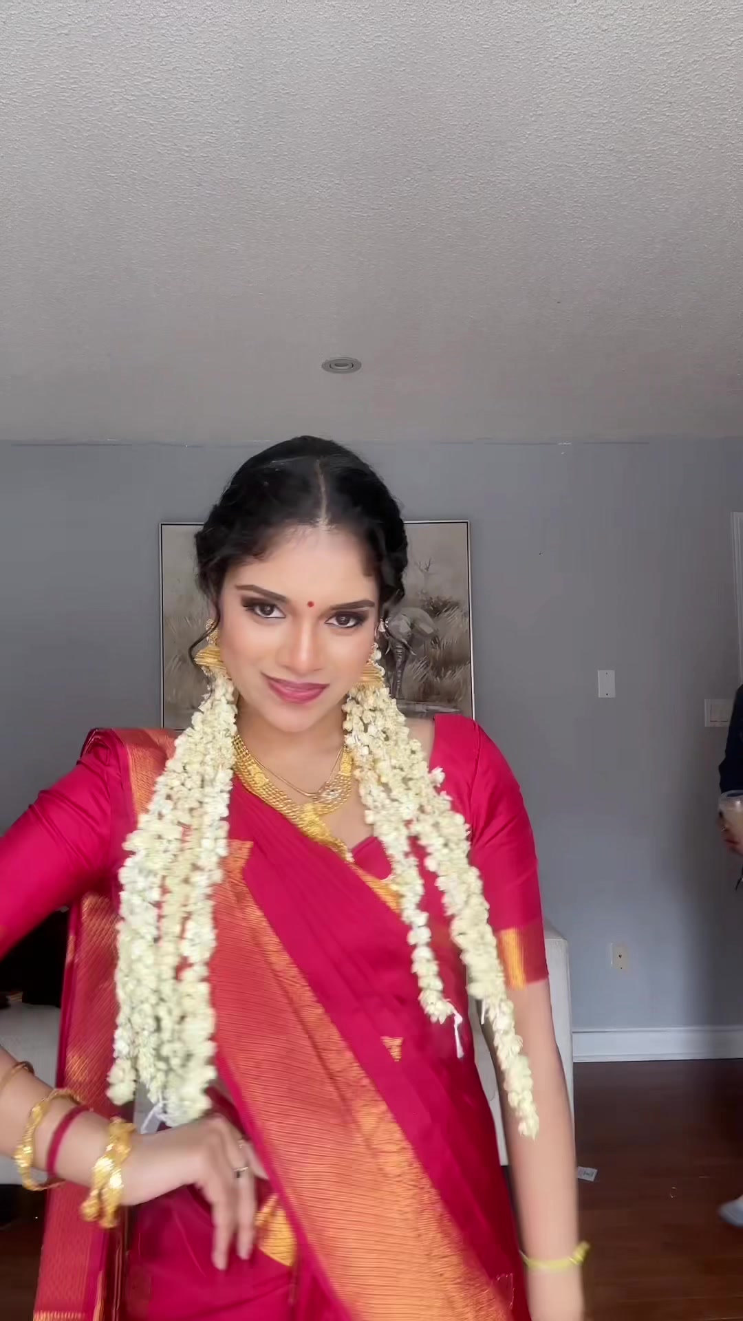 @elakiyaak