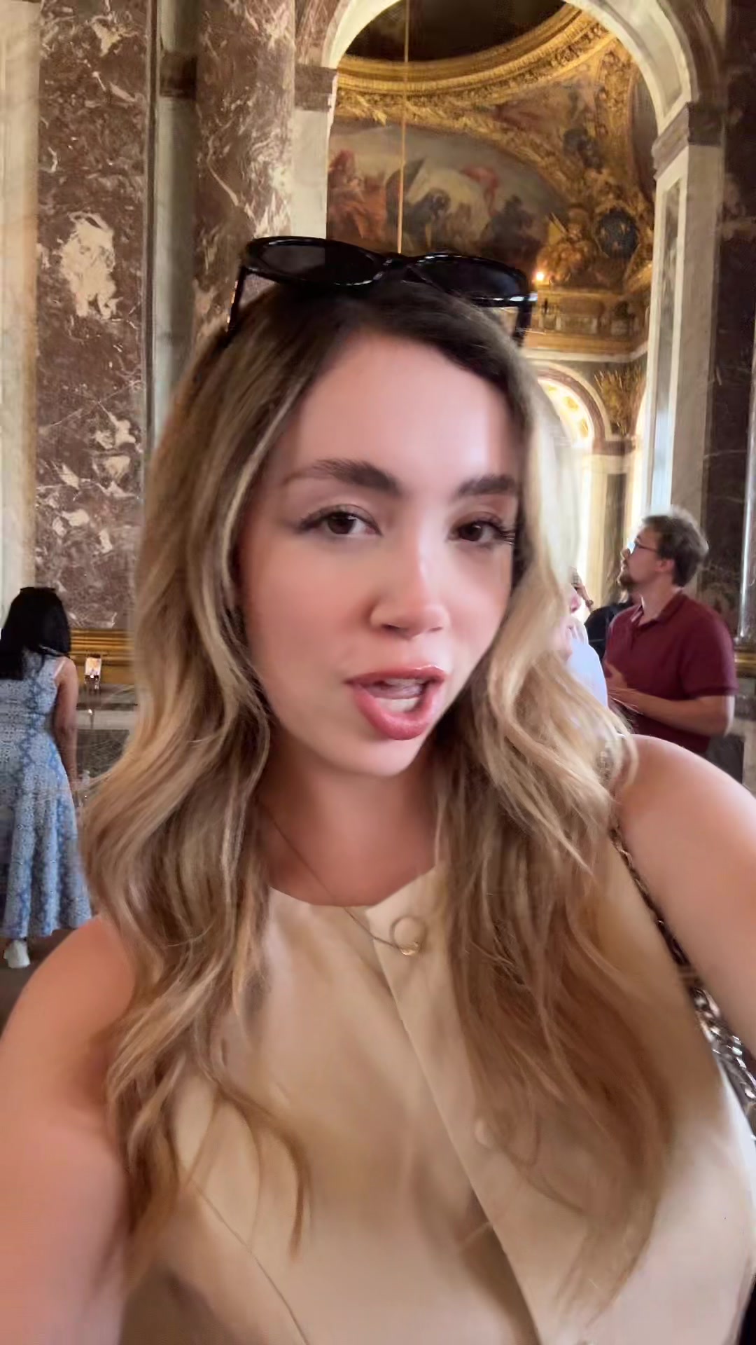 @Mónica