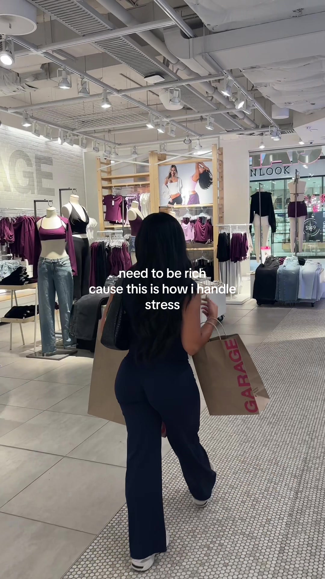 @Angela Santos 🍒🪩💋