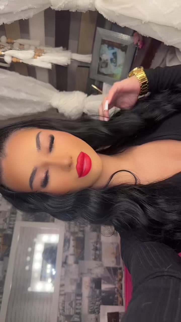 @_victoria