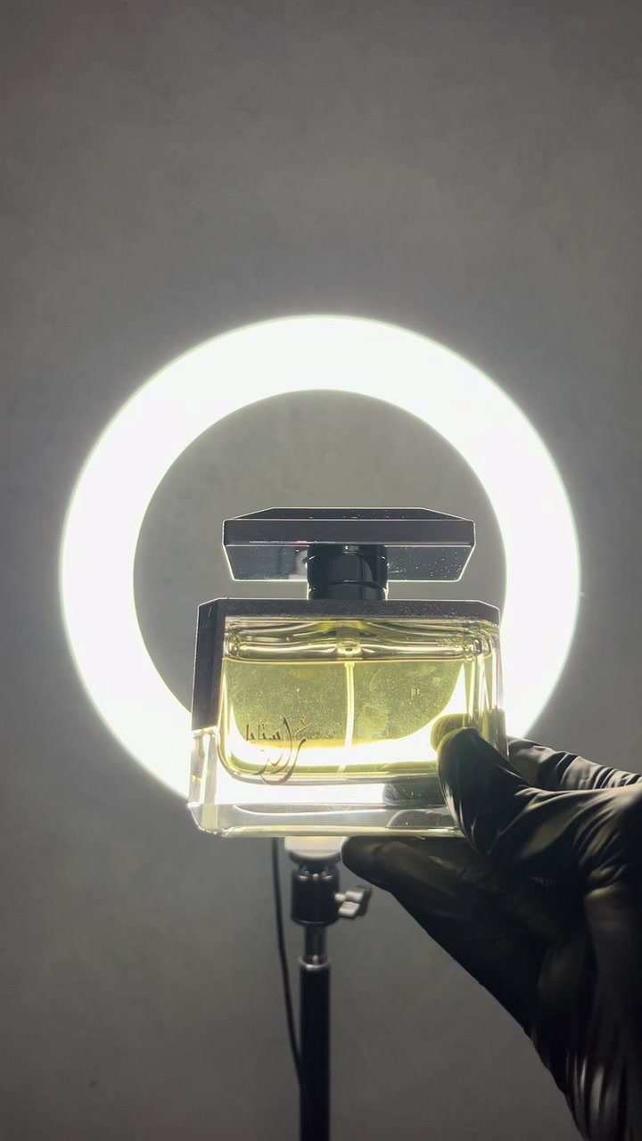 @FragranceFanatic محب العطور