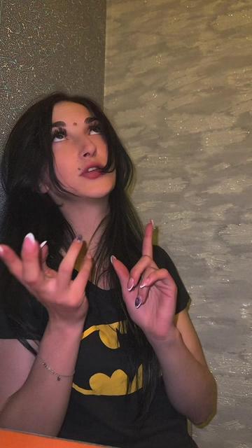 @ВеЛиКаЯ 👑🖕🏽