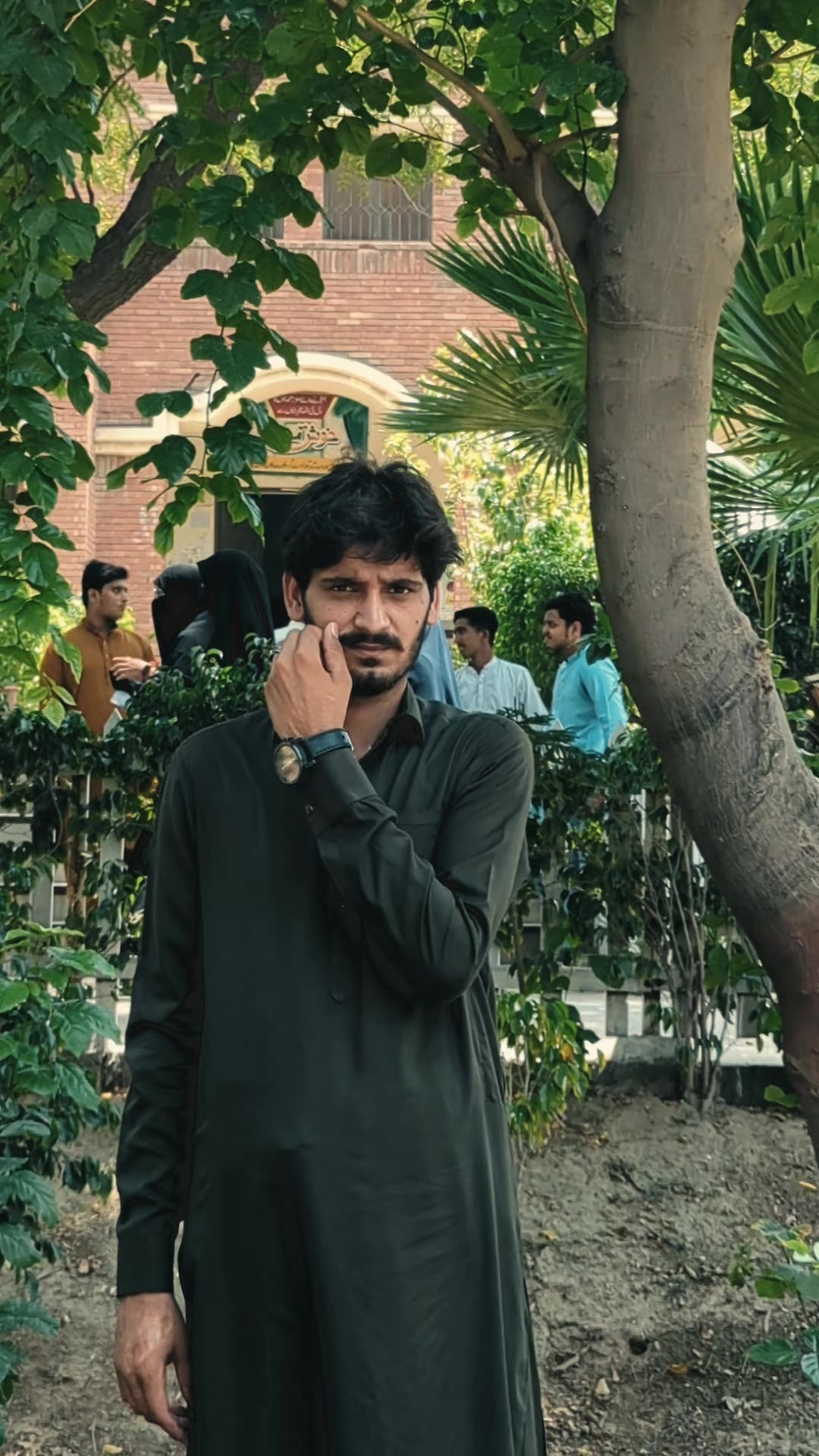 @Uzair &pound;🚩