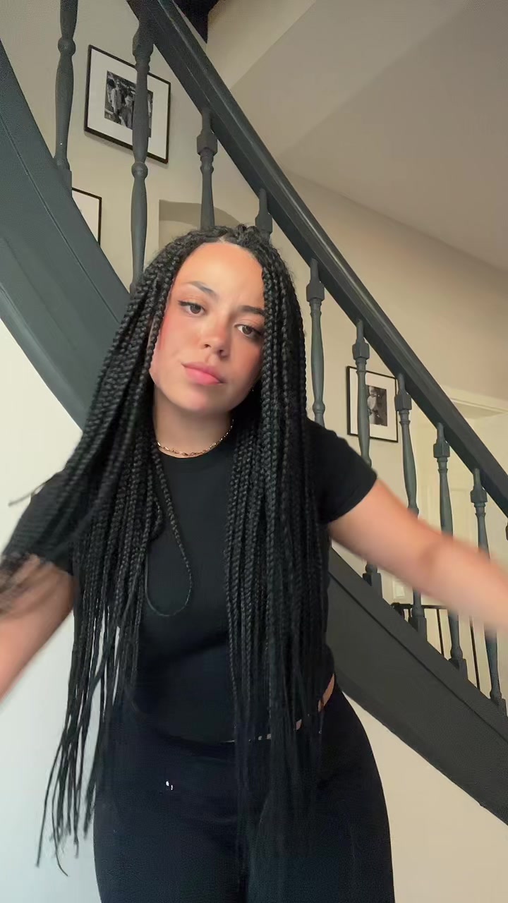 @Larissa 🇧🇷🇩🇪