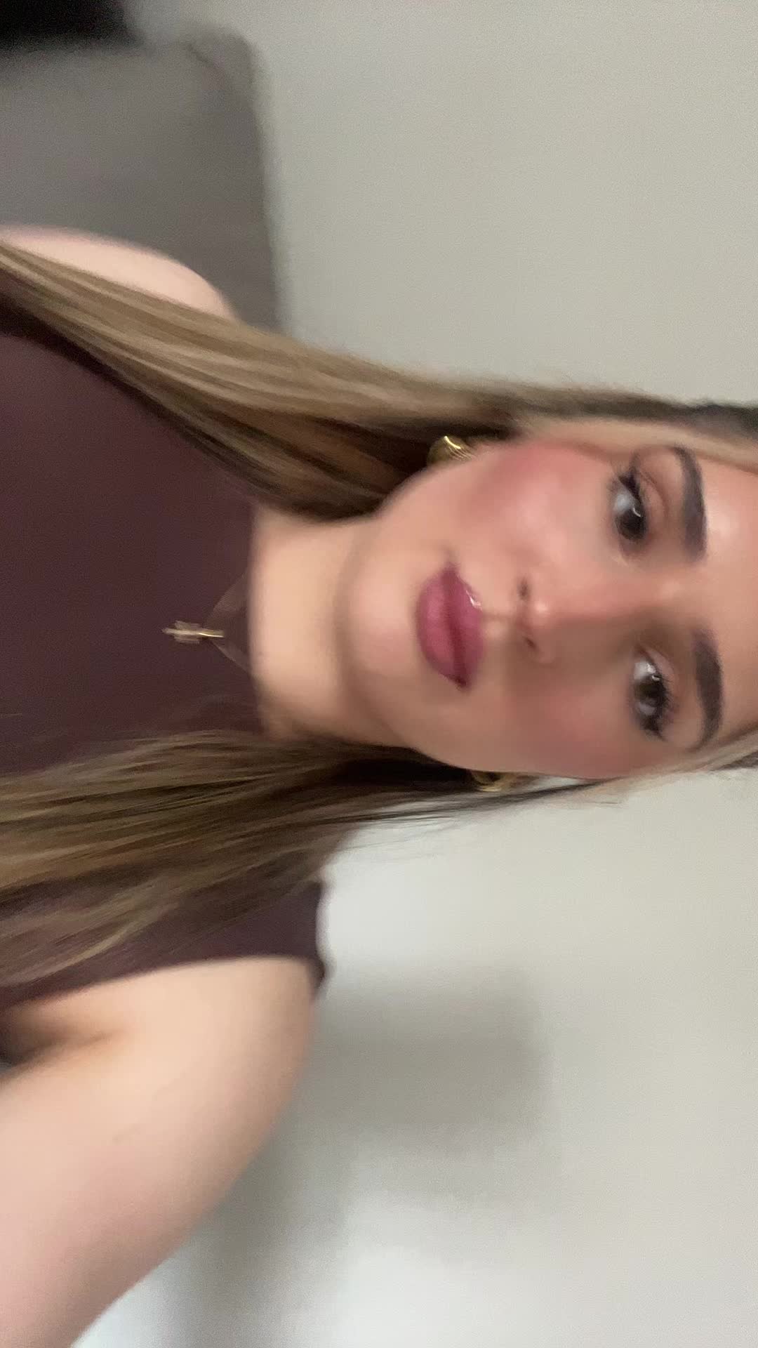 @Alexandra-Maria:)
