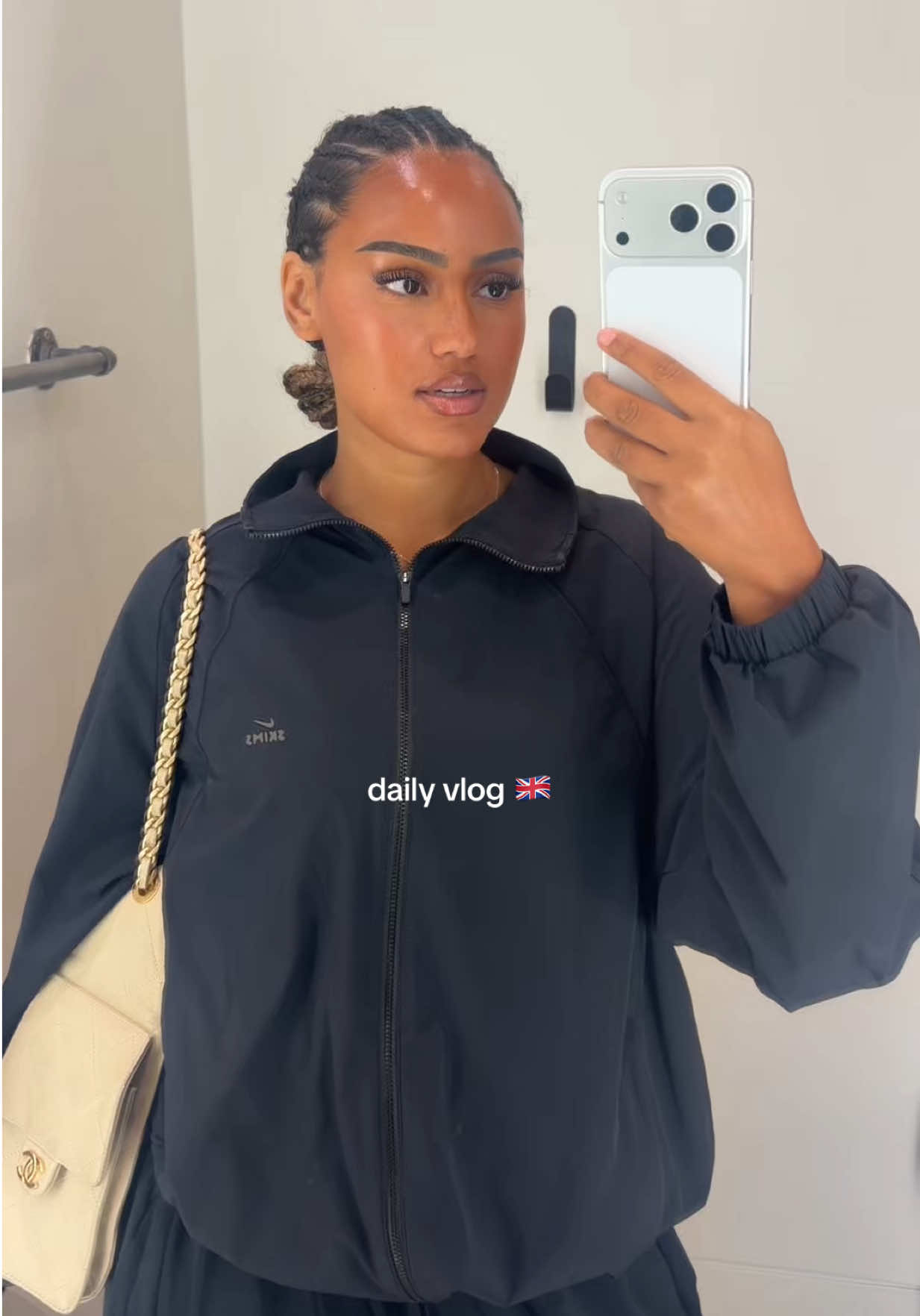 @myriam.cm