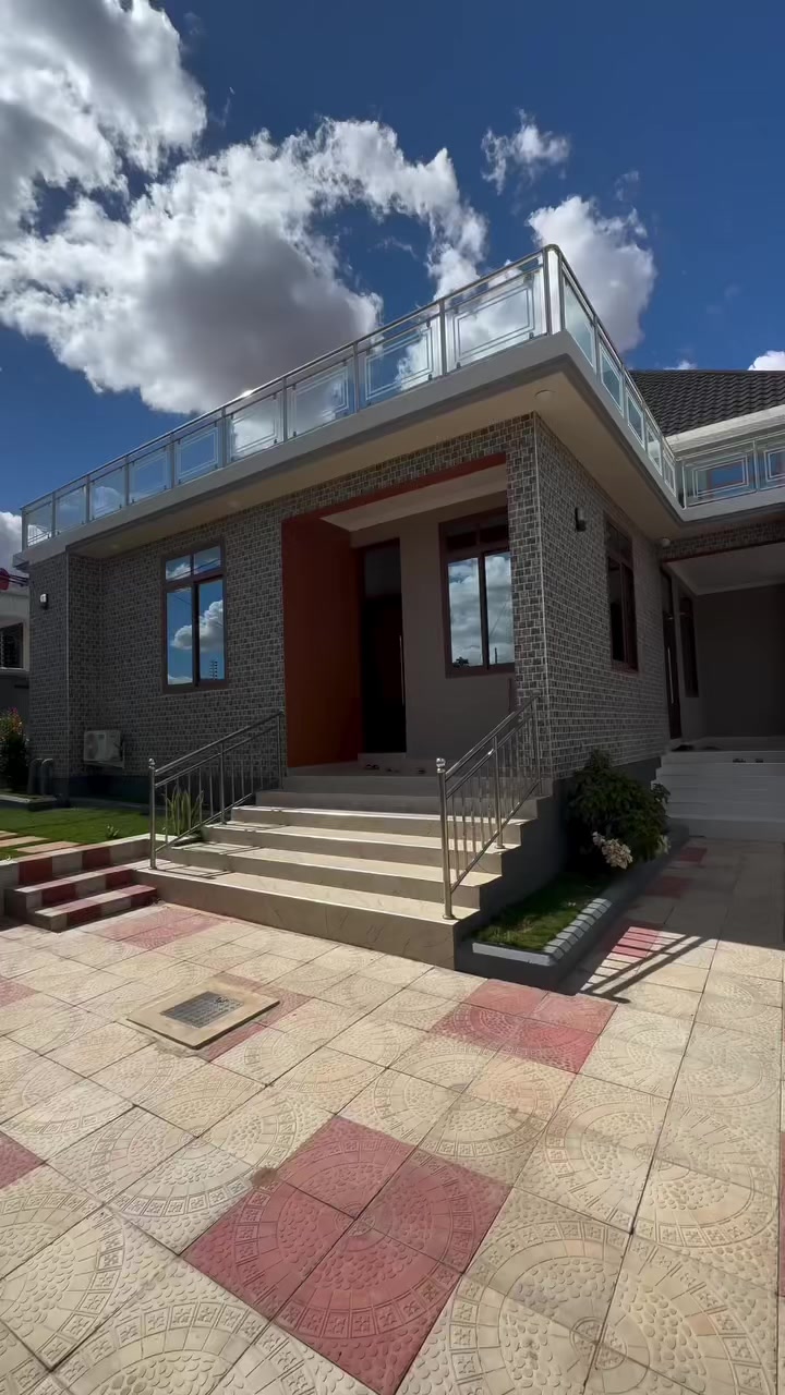 @Dalaligobaivanny