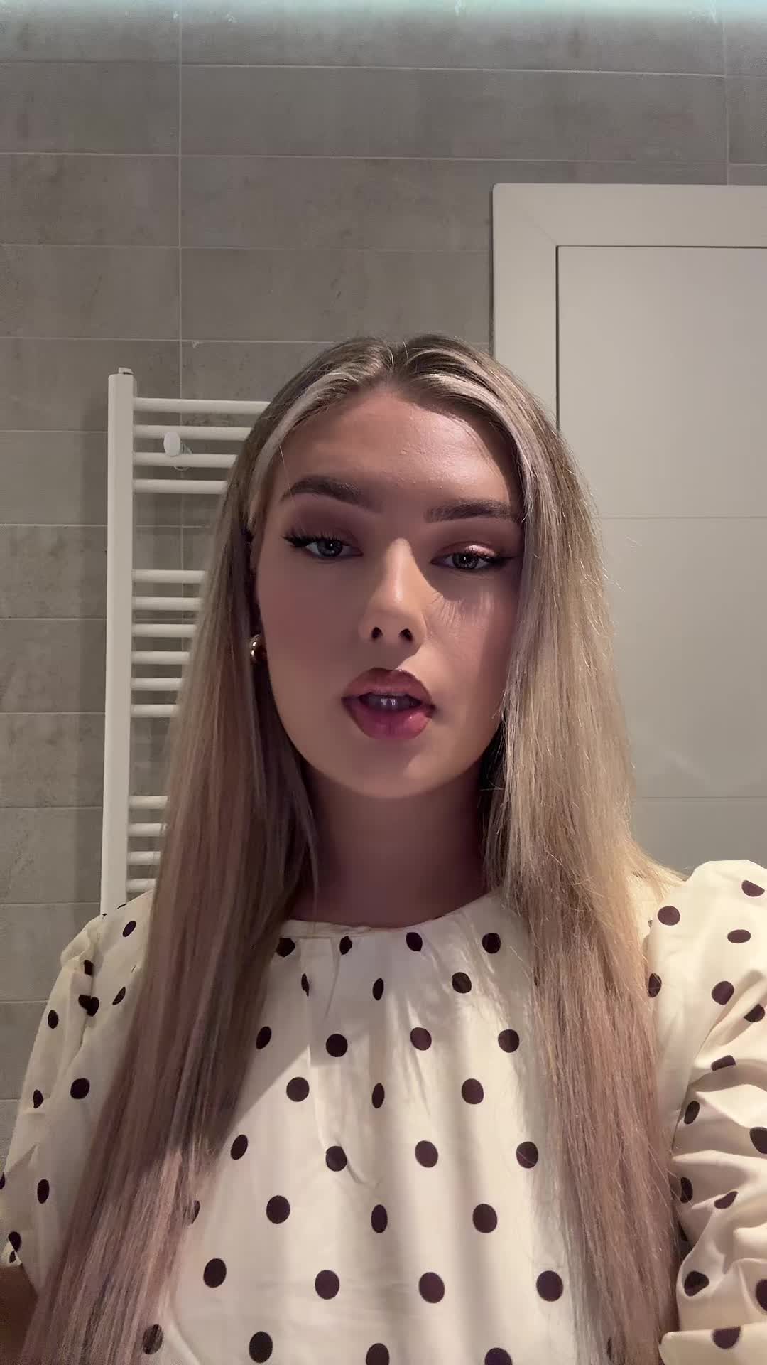 @𝐄𝐃𝐎𝐍𝐀