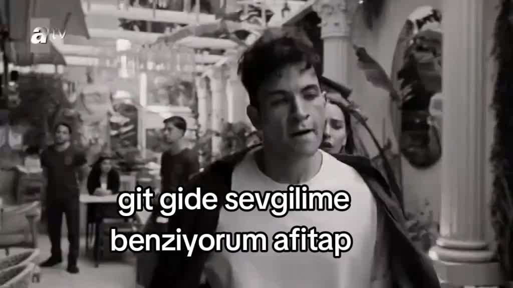 @Zzzz