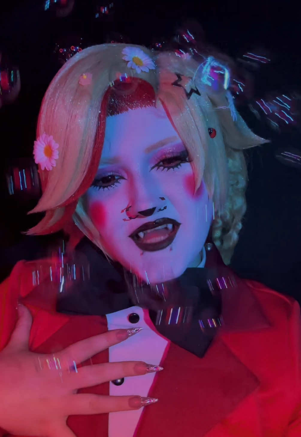 @·༻🕸️•-𝔾𝕝𝕚𝕥𝕔𝕙-•🕸️༺·