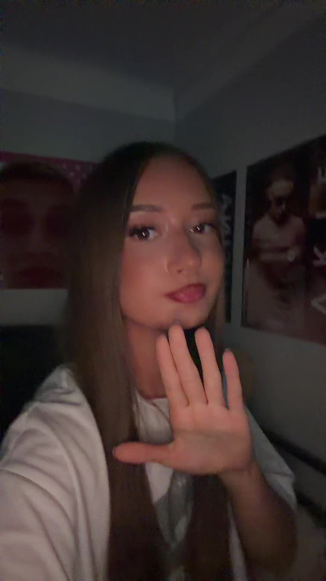 @zuziash1tpost