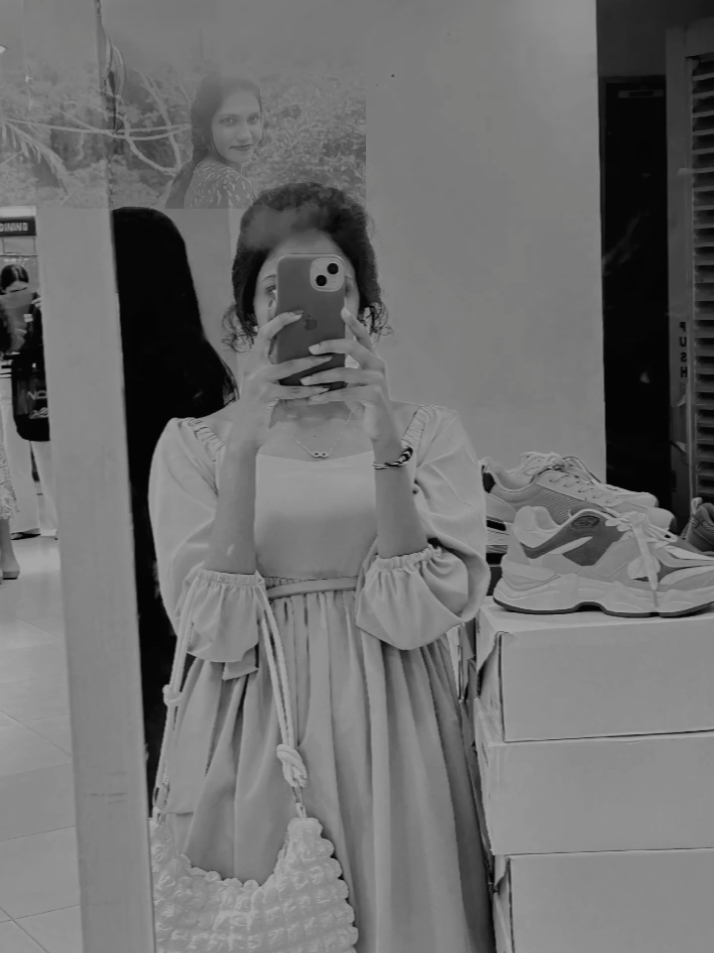 @𝐌𝐚𝐋𝐬𝐇𝐢 💕
