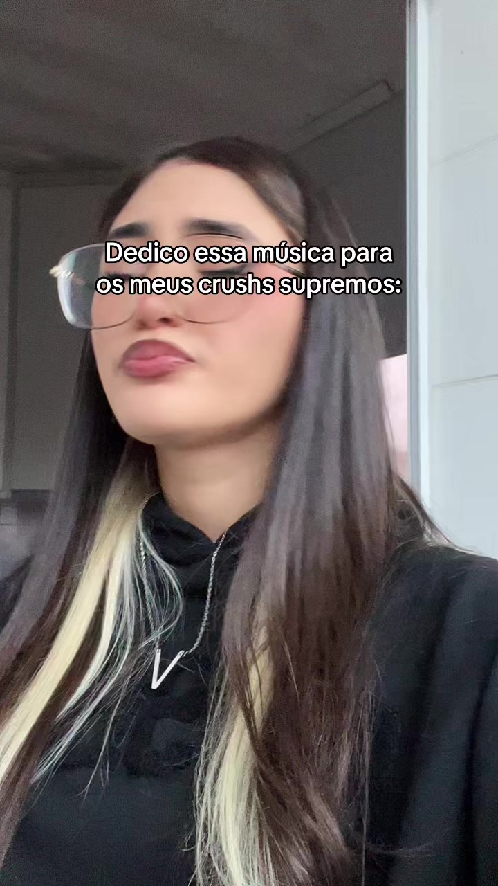 @VickyOlliveira