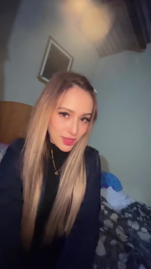 @🐝💛Karen Brizuela💛🐝