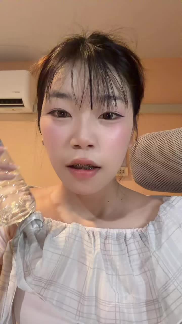 @แอ็นท์บินโชว์🐜🦋 340k