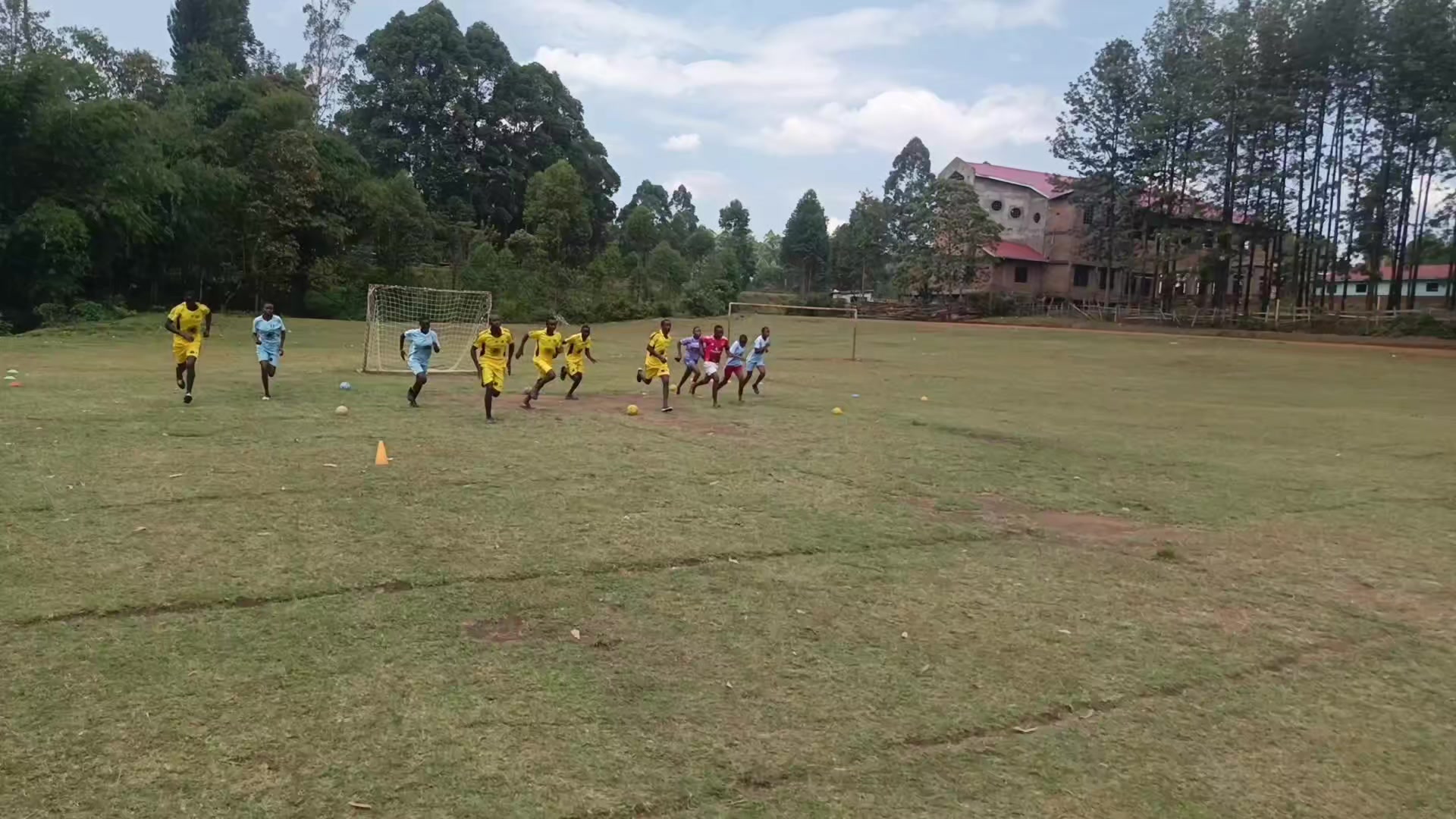 @REALERS HANDBALL CLUB (R.H.C)