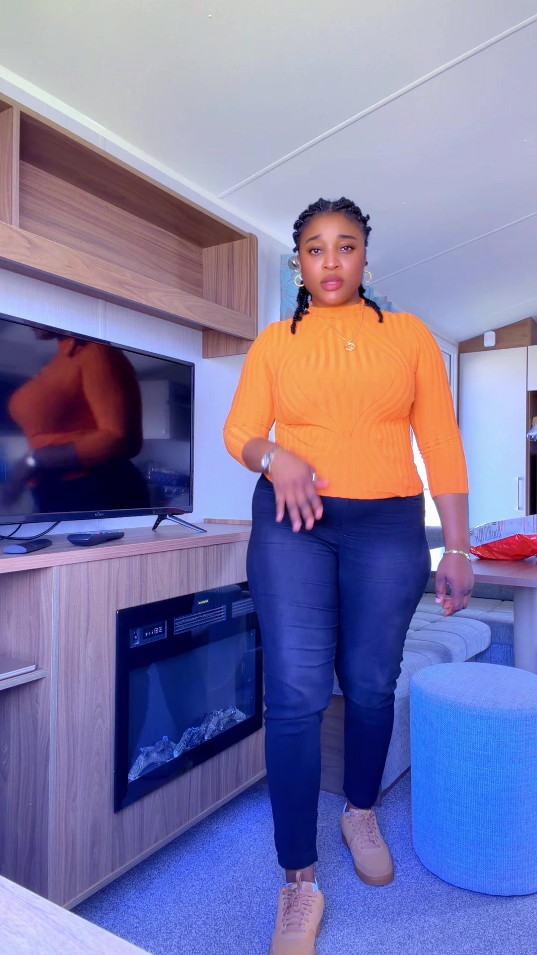 @bolanleatanda