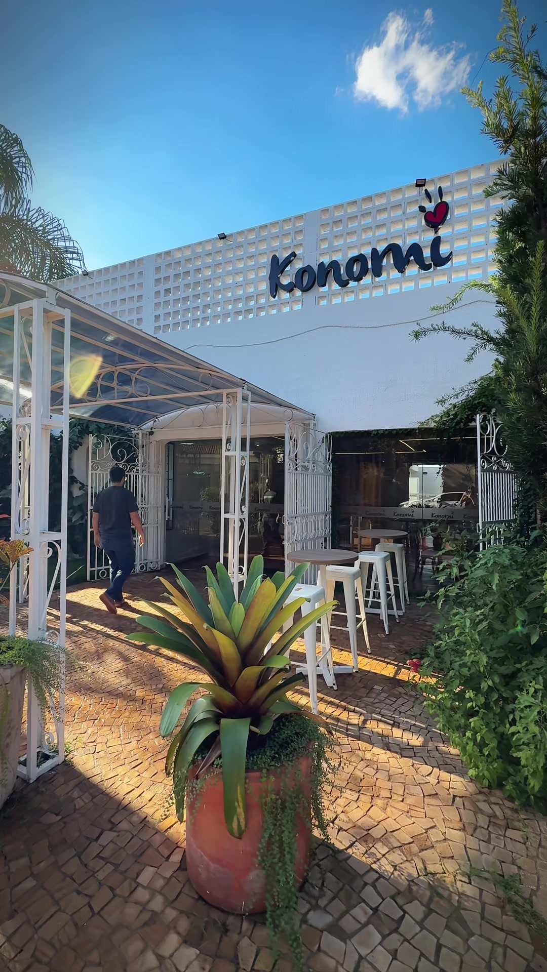 @Espa&ccedil;o na Mesa