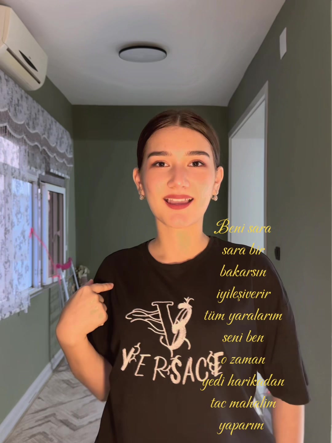 @𝓛𝓪́𝓵𝓮