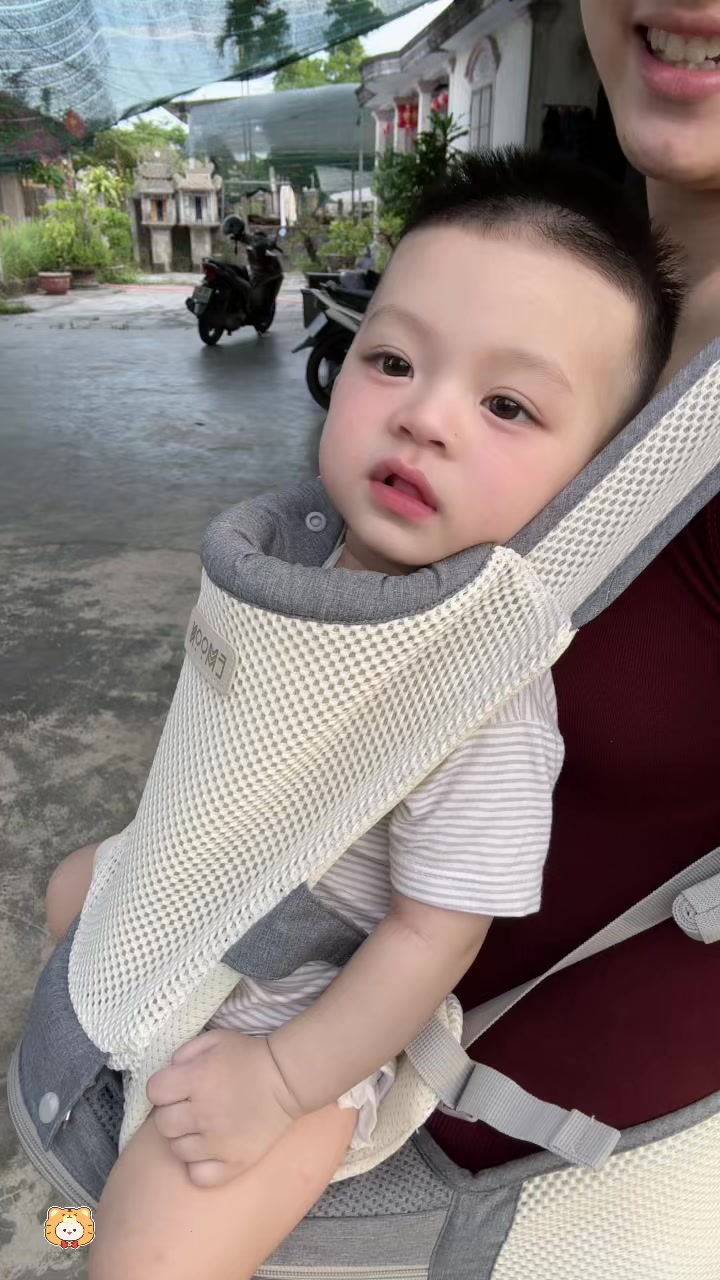 @Mẹ Em Bột ( Ngọc Abi )