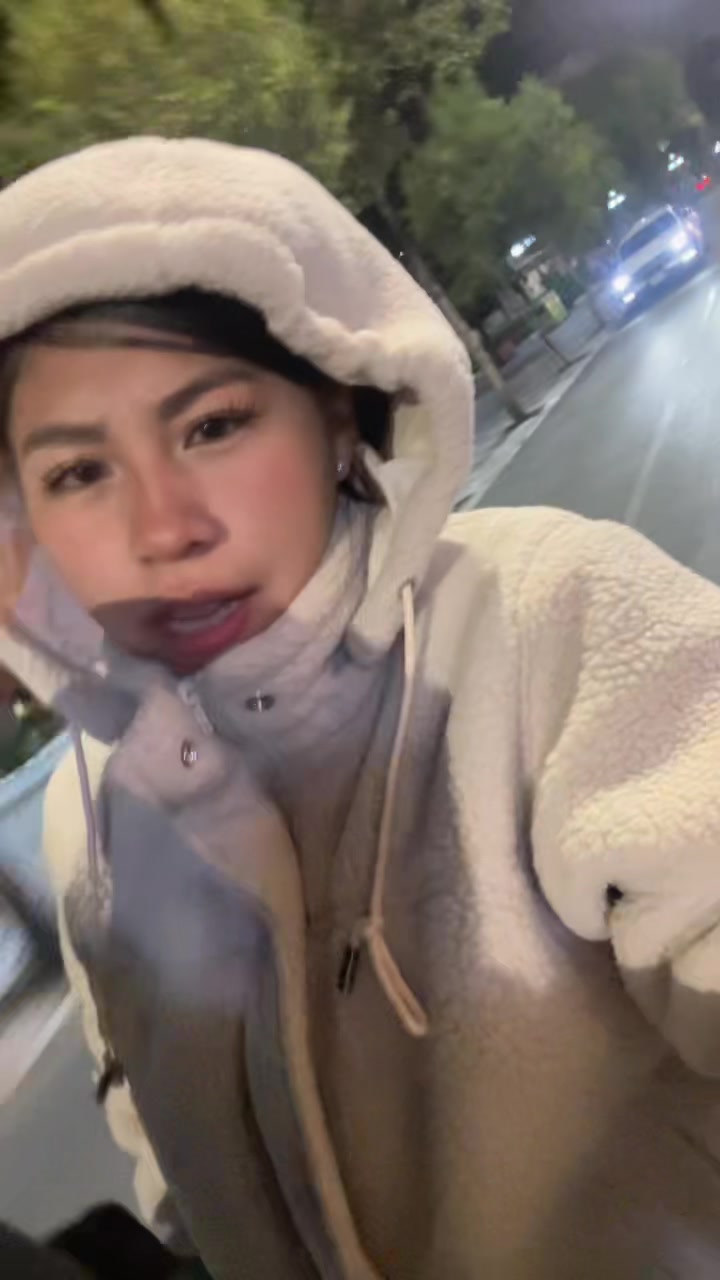 @️