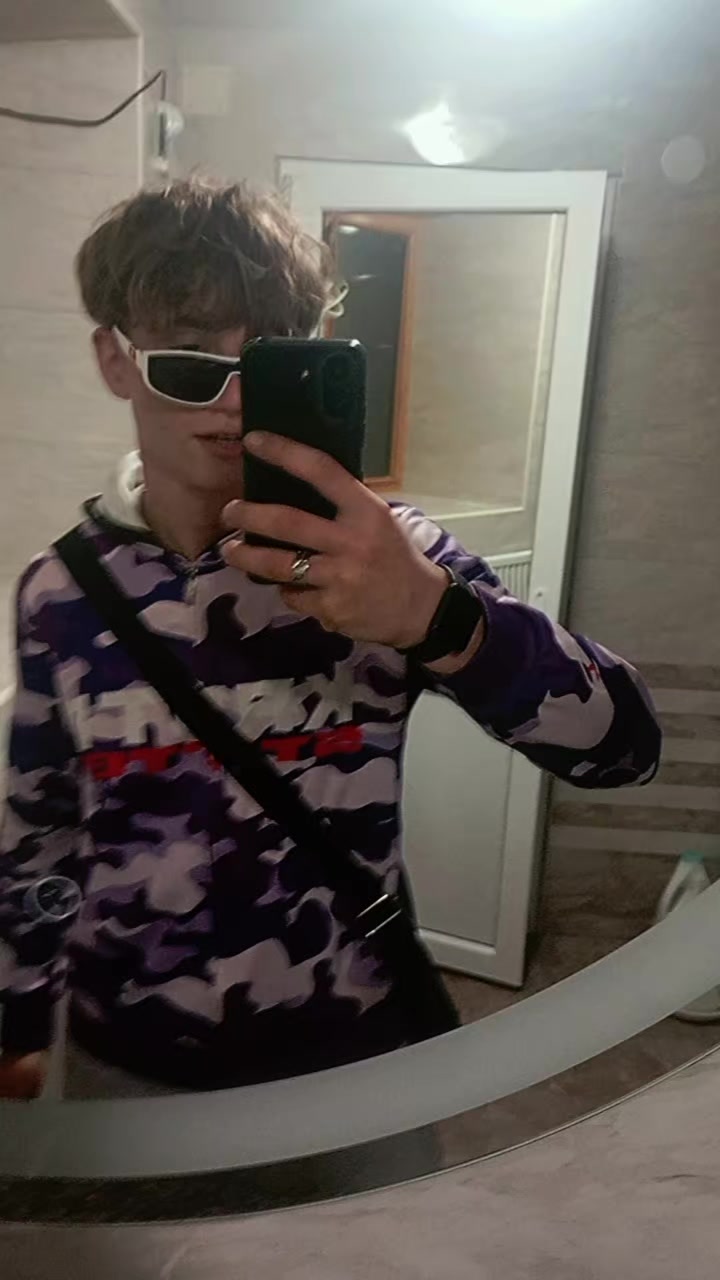 @32    ꜱᴀɴɪᴏᴋ ✵
