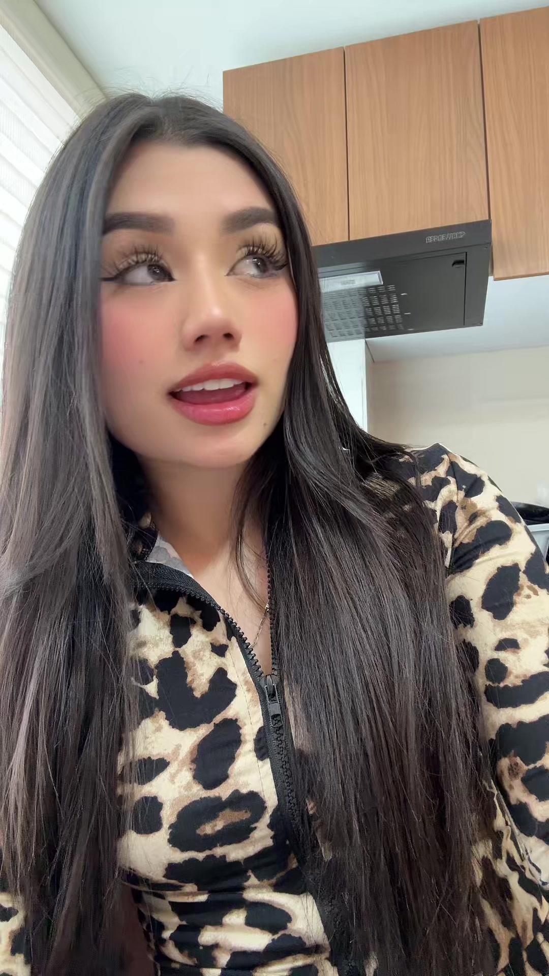 @Karensantamaria02