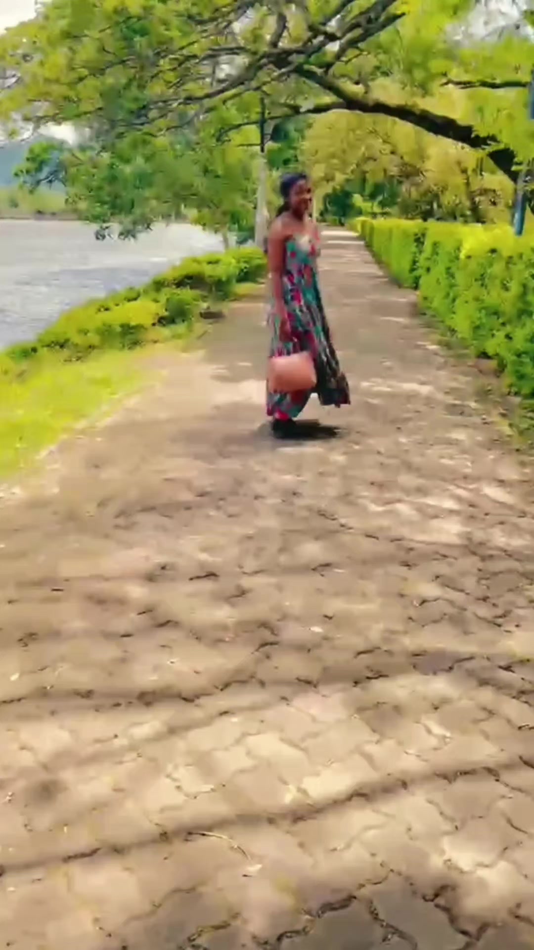 @𝐊𝐚𝐯𝐞𝐞👻