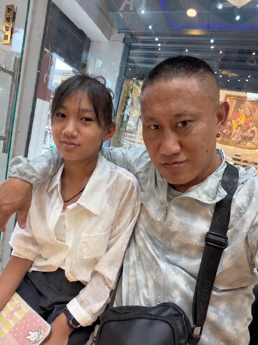 @Pee-WanG(྄ཕུན་ཚོགས།)