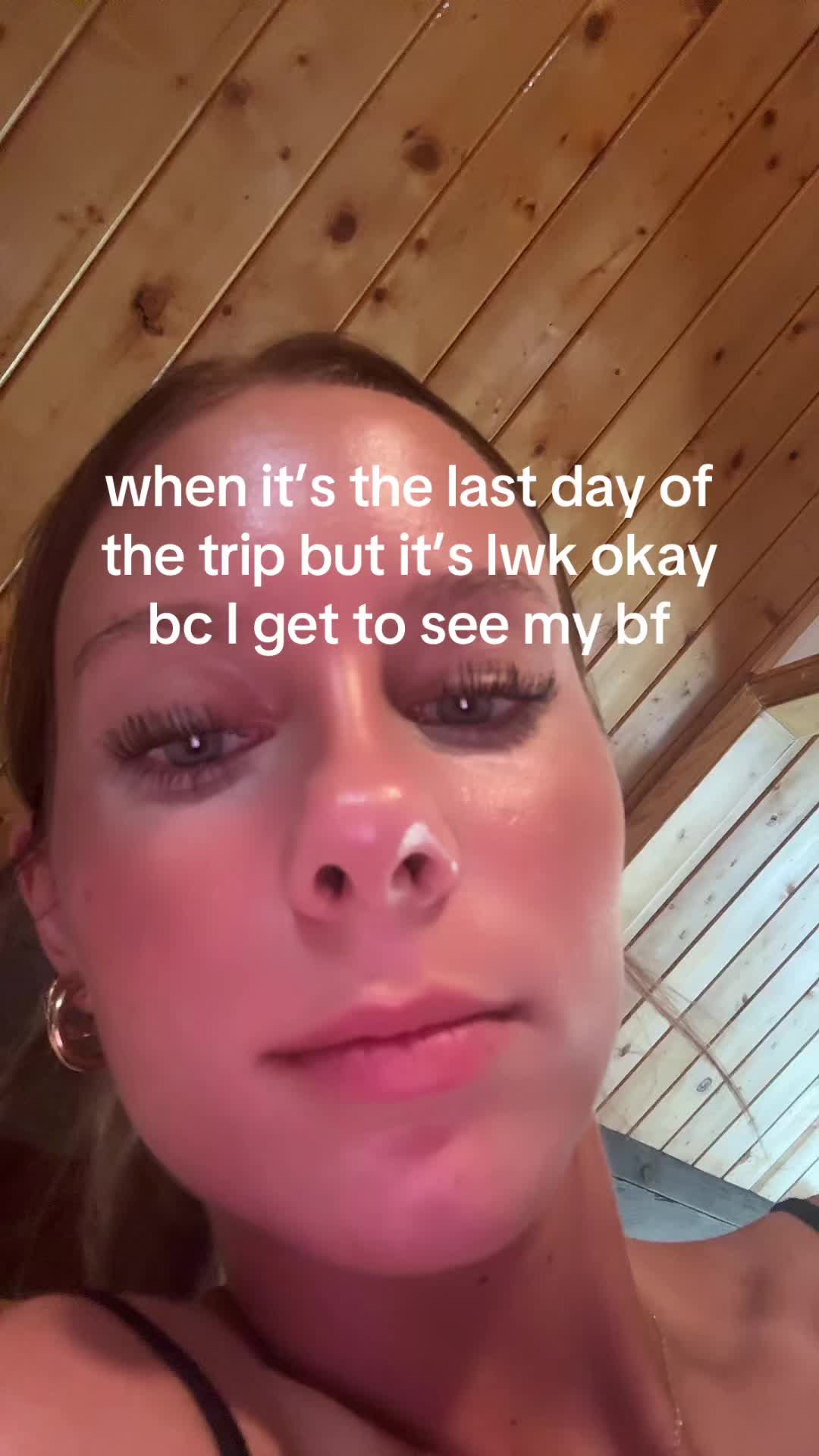 @izzietriesherbest