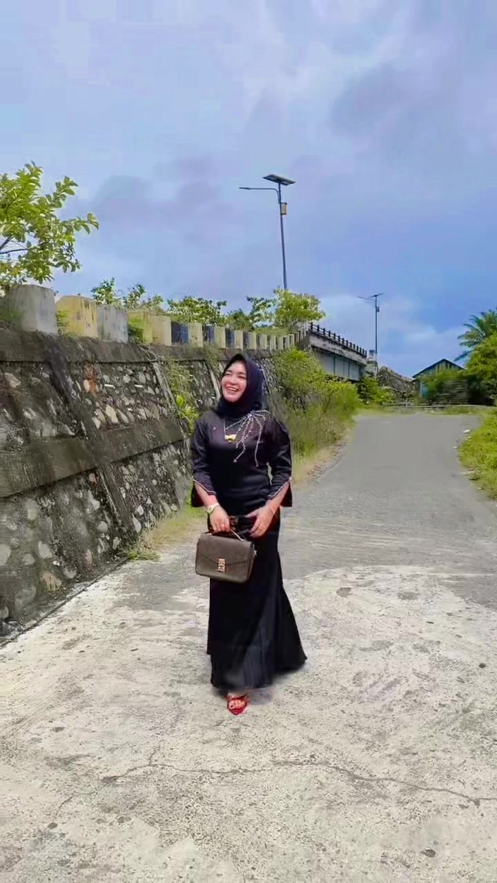 @Emy Mijar