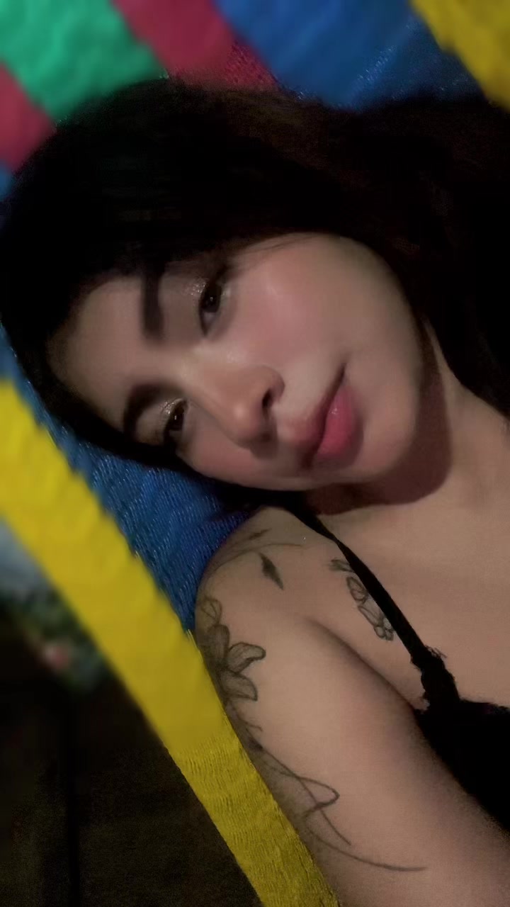 @ADRIANA🤍🦋