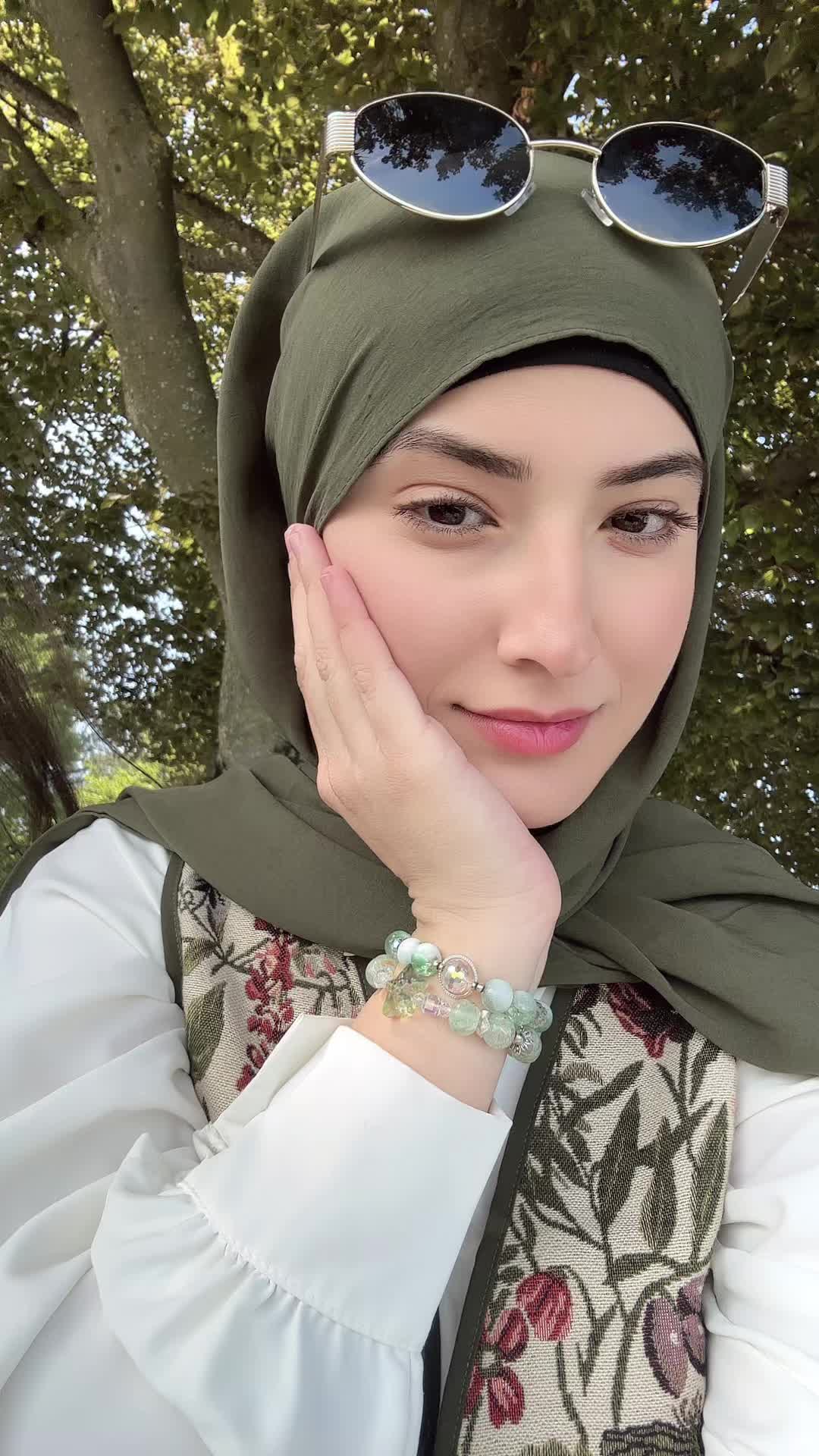 @0_nora_02