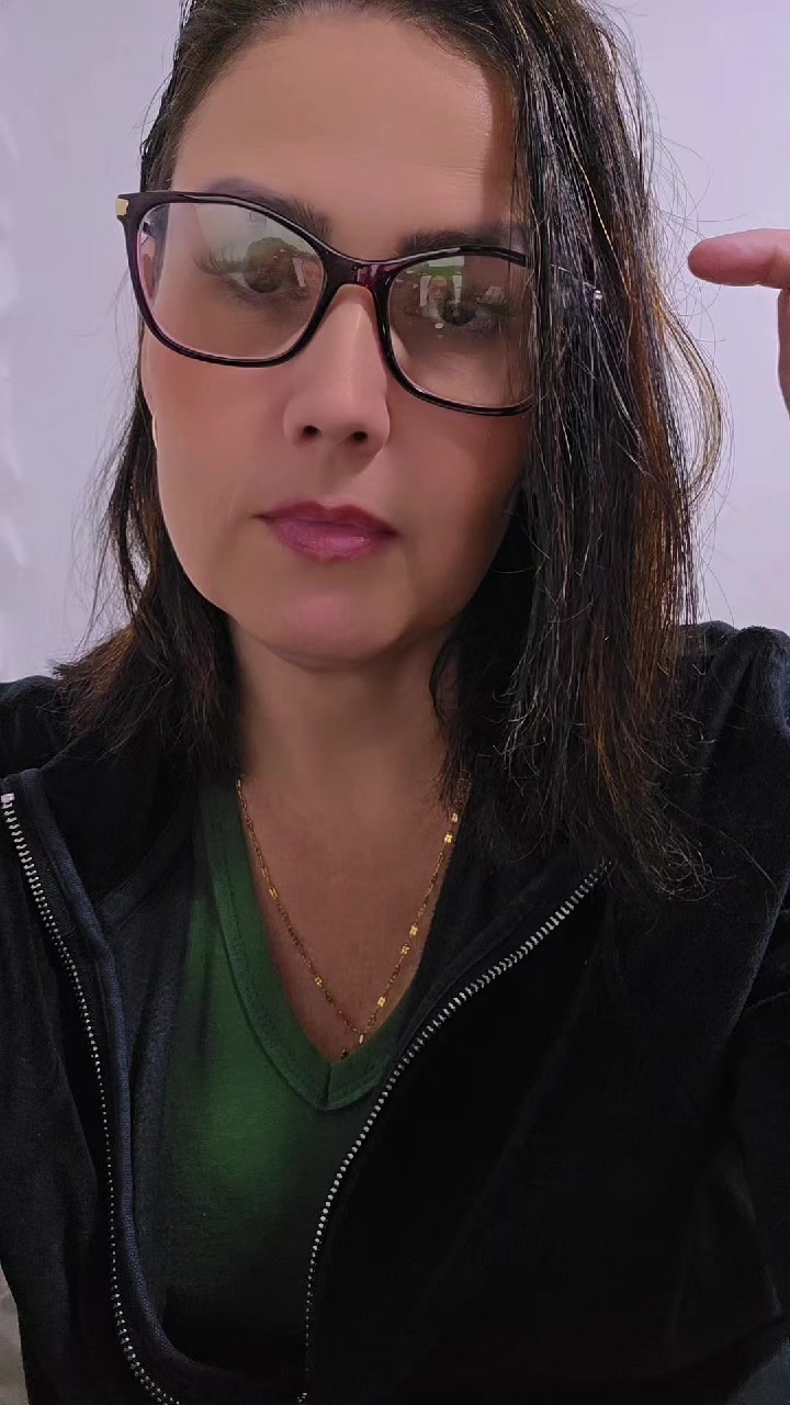 @Andréa Marques😊