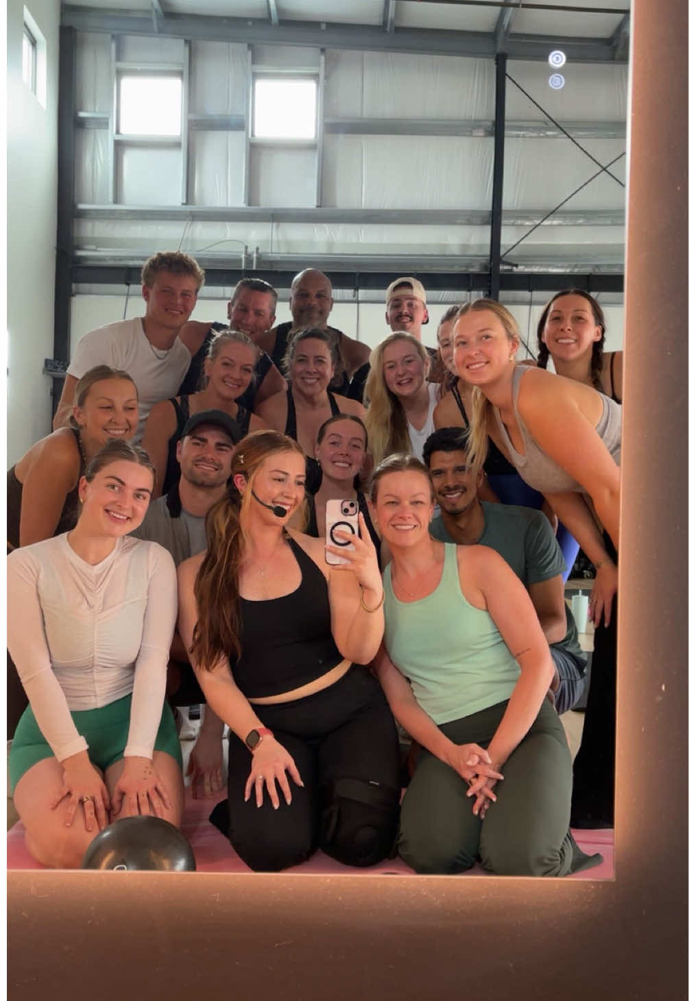 @Laura | Fitness Instructor ⭐️