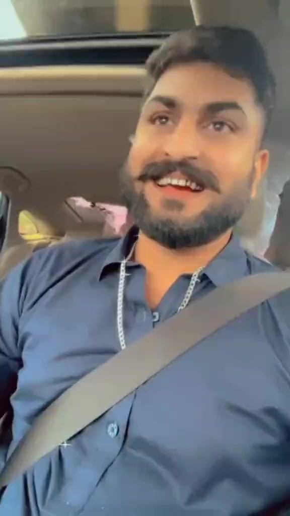 @✌ ᴎɒʜʞ...ɿM ✌