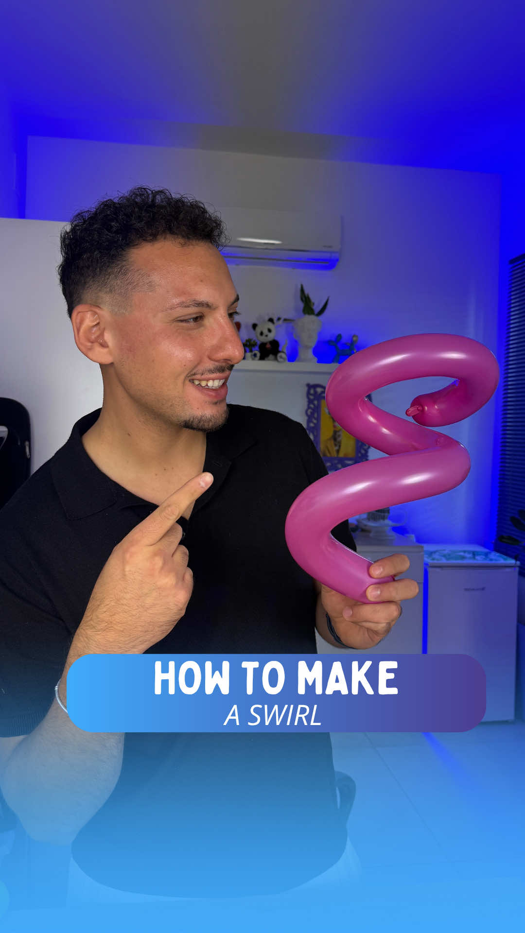 @Nello_Balloon Artist