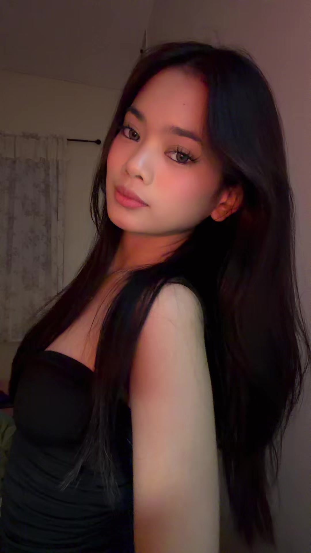 @Ella โ