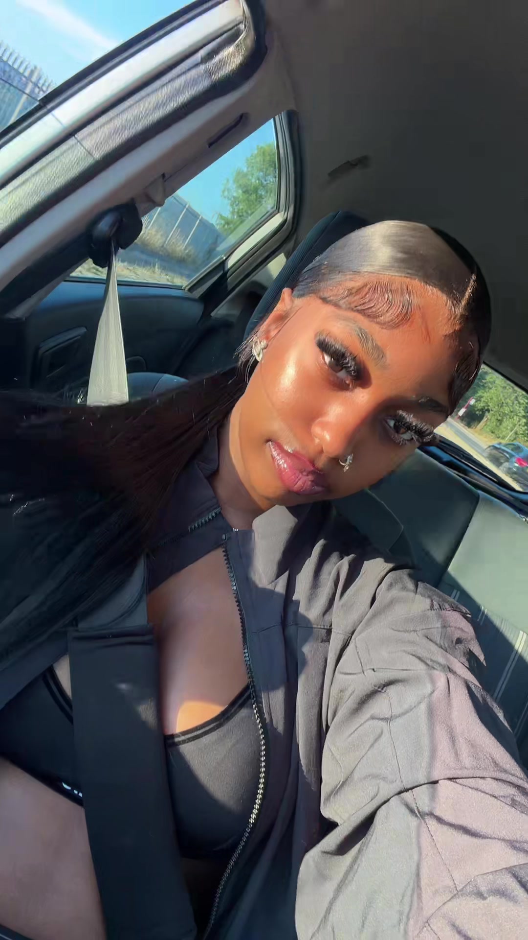 @Fadii.