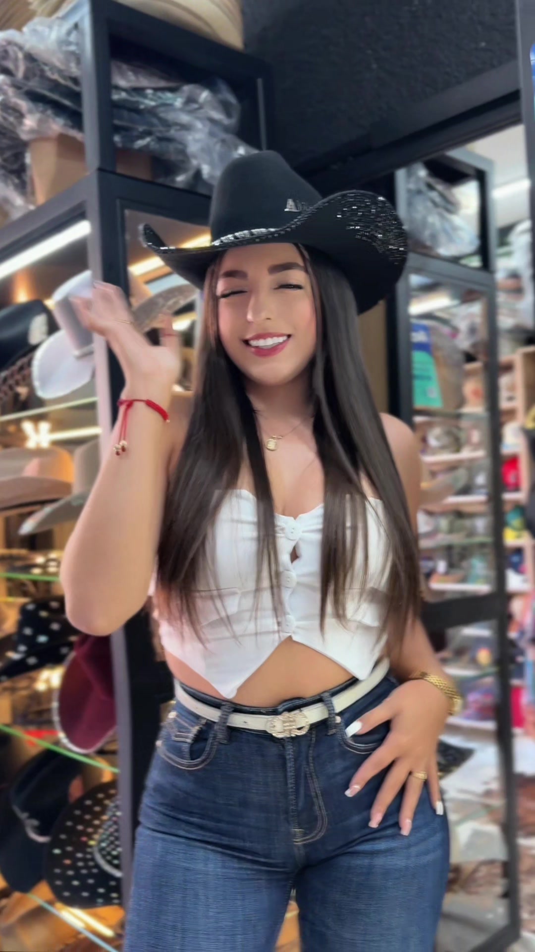 @Sombreros Dluna