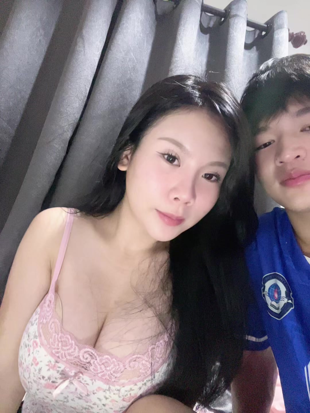 @แอคนี้ไว้อวดแฟน