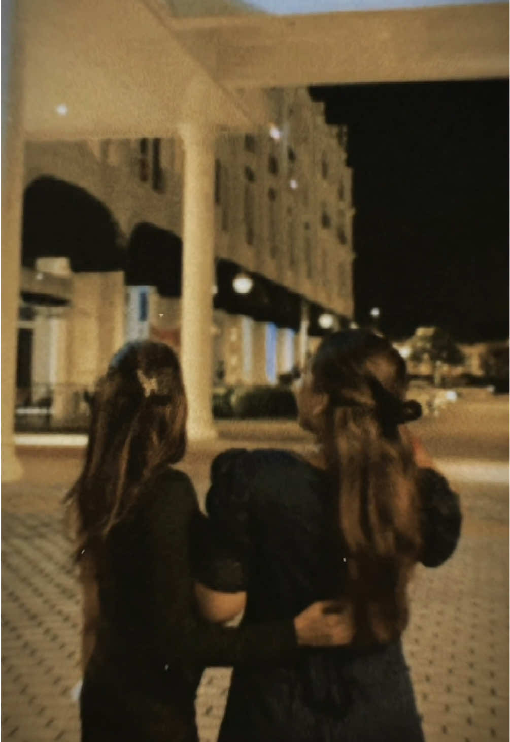 @𝓢𝓱𝓲𝓷𝔂𝔂🪷.