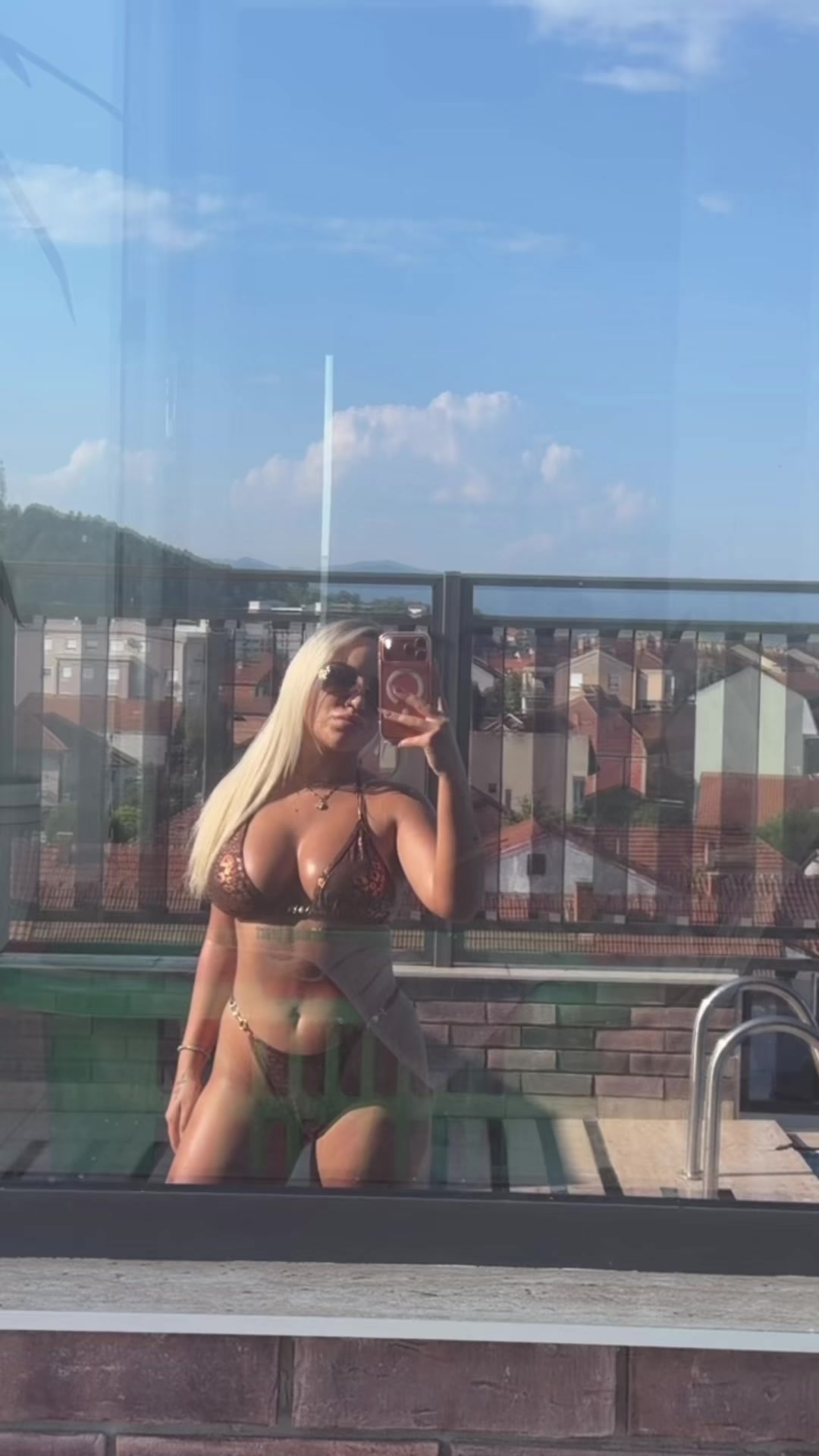 @🌴 𝐉 𝐎 𝐕 𝐀 𝐍 𝐀 🌴