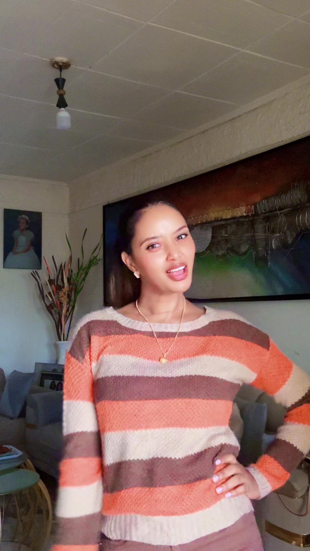@Rahel__