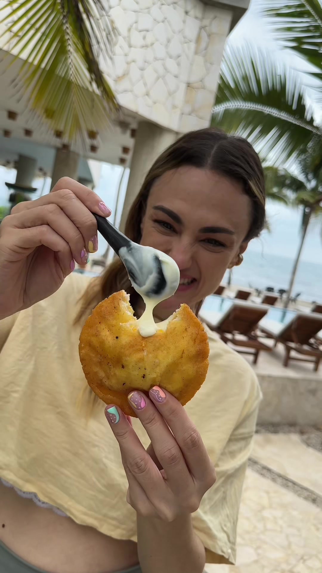 @LolaCarolaFood