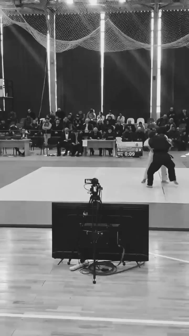 @NIKA DOREULI