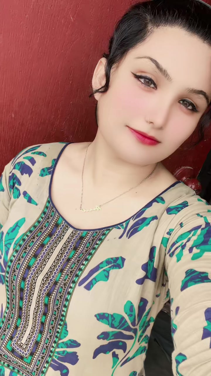 @Chahat❤️